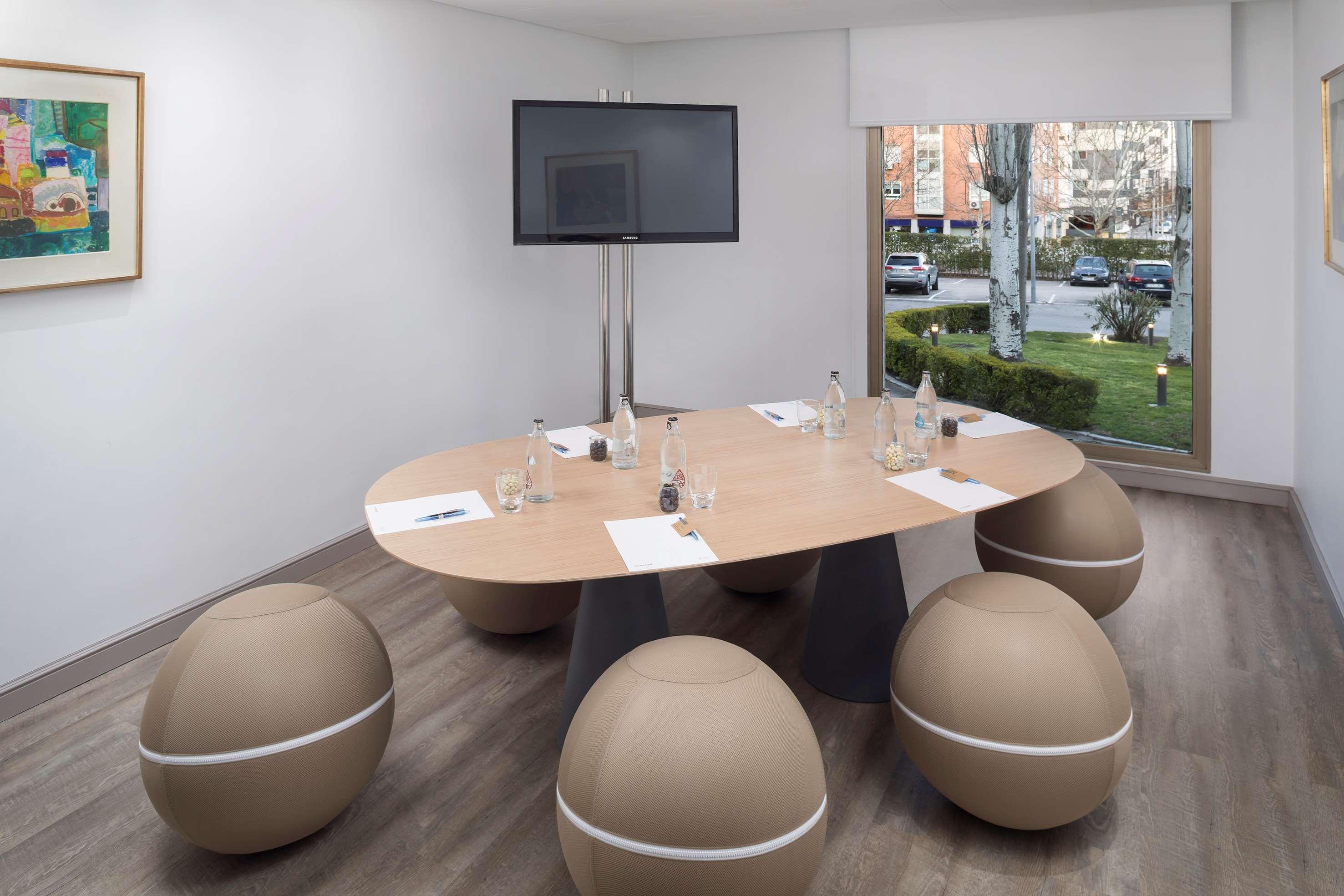 Melia Barajas Hotel Madrid Ngoại thất bức ảnh