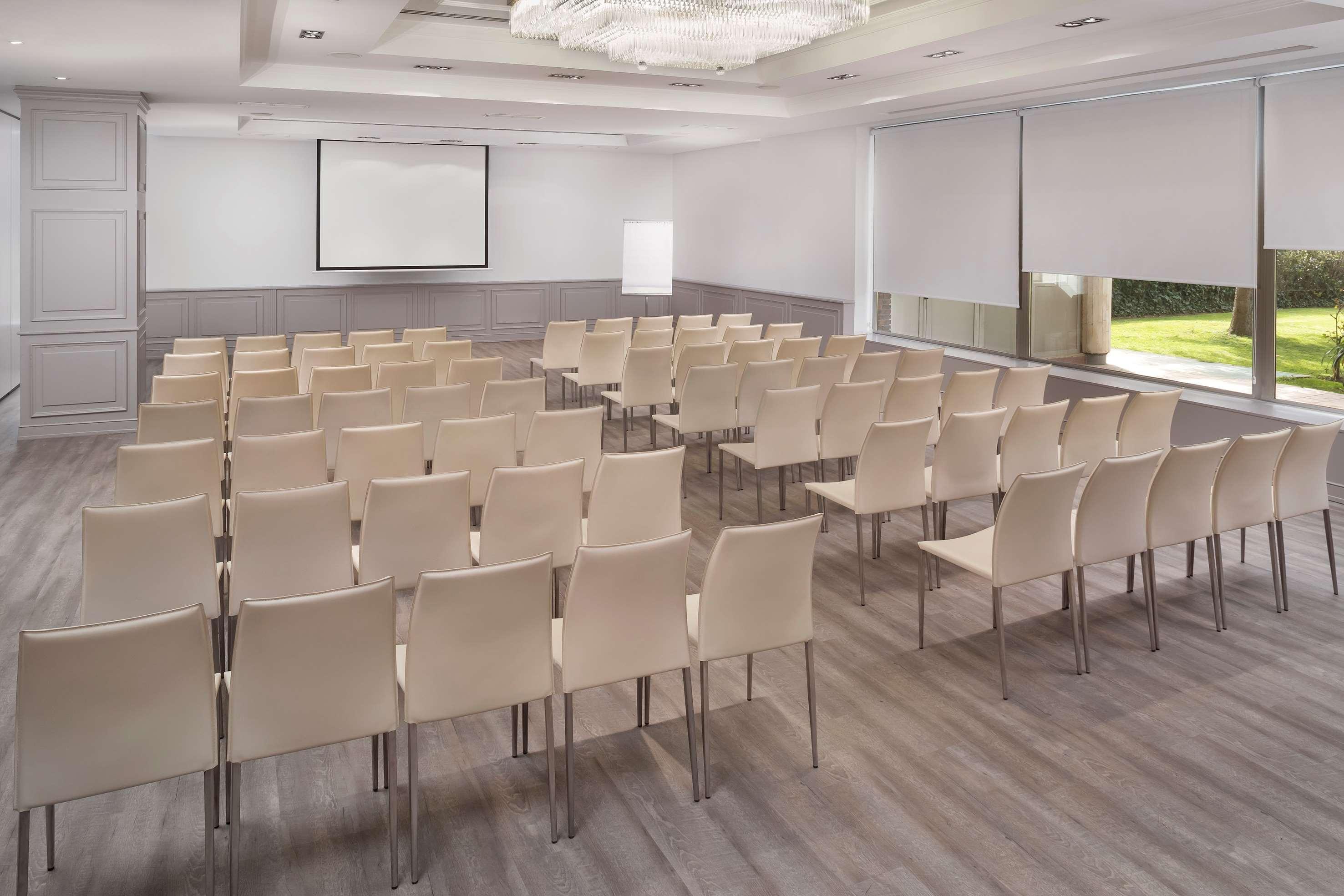Melia Barajas Hotel Madrid Ngoại thất bức ảnh