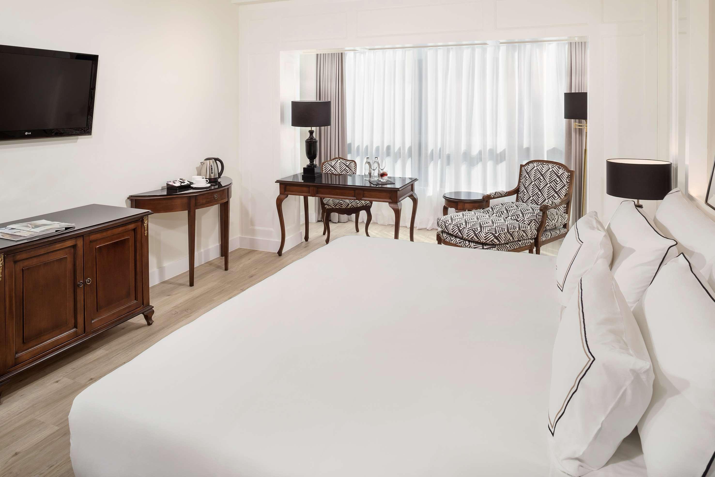 Melia Barajas Hotel Madrid Ngoại thất bức ảnh