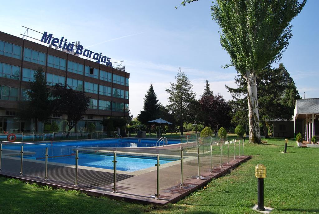 Melia Barajas Hotel Madrid Ngoại thất bức ảnh